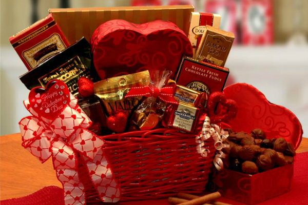 Cesta de regalo romántica