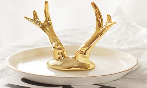 Soporte decorativo para el anillo